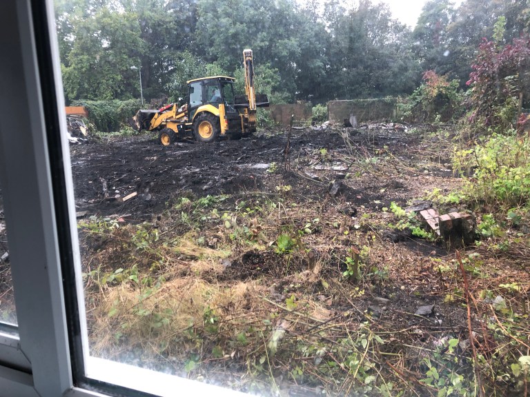 vE311xWYScymAvlYKhbmsA